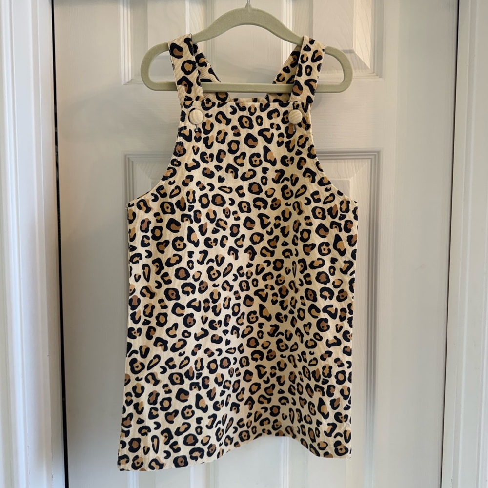 NWT Mudpie Leopard Jumper
Size: 4T-5T